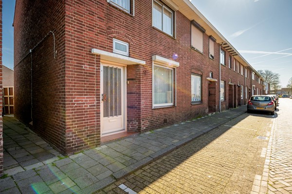 Medium property photo - Charitasstraat 17, 4702 ZL Roosendaal